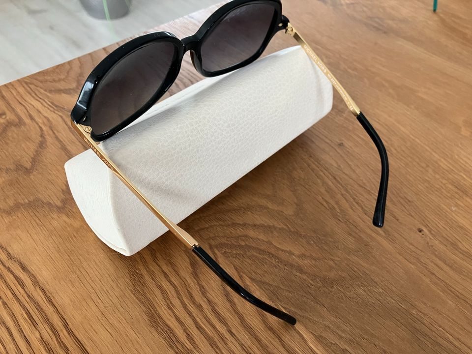 Sonnenbrille Damen von Michael Kors in Stockach