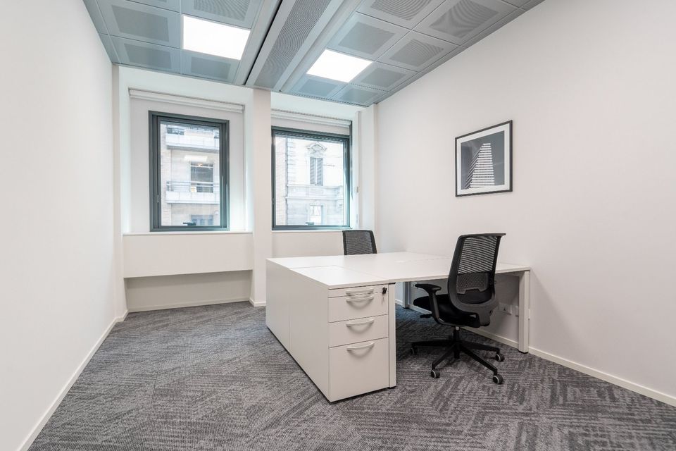 All-inclusive-Zugang zu professionellen Büroräumen für 2 Personen 10 sqm  in Regus Basler Strasse in Bad Homburg