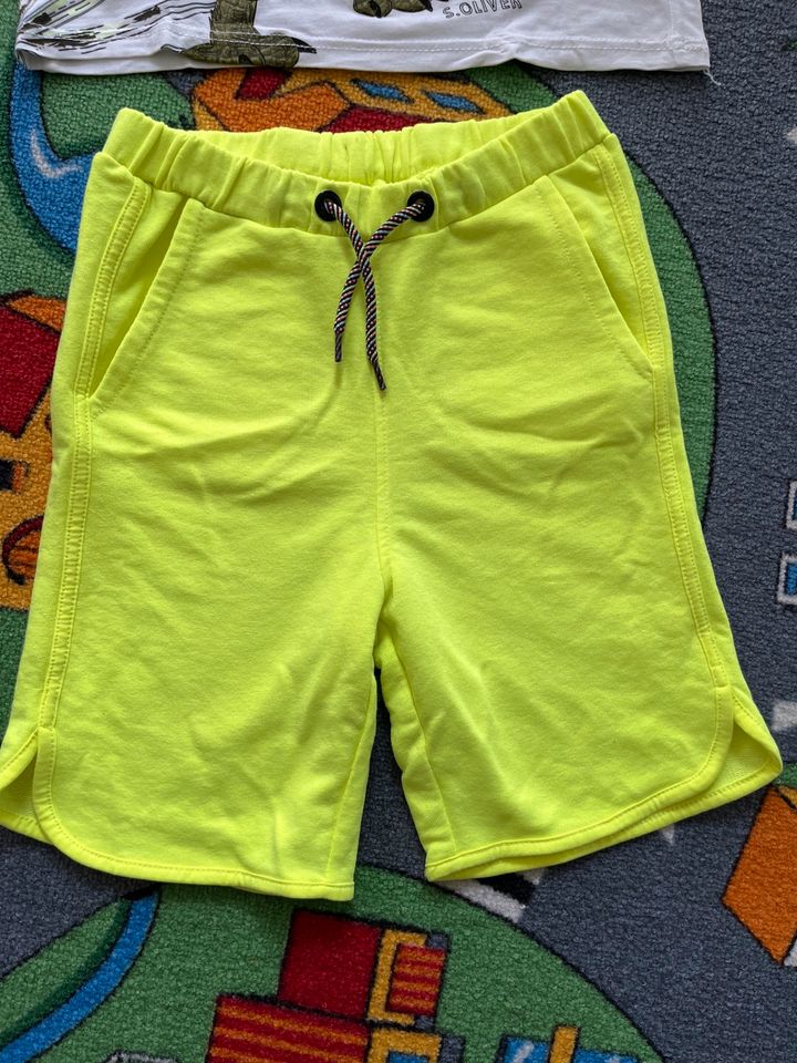 S.Oliver ⭐️ Sommer Set ⭐️ Gr. 128/134 ⭐️ Sweatshorts ⭐️ T-Shirt in Kraftsdorf