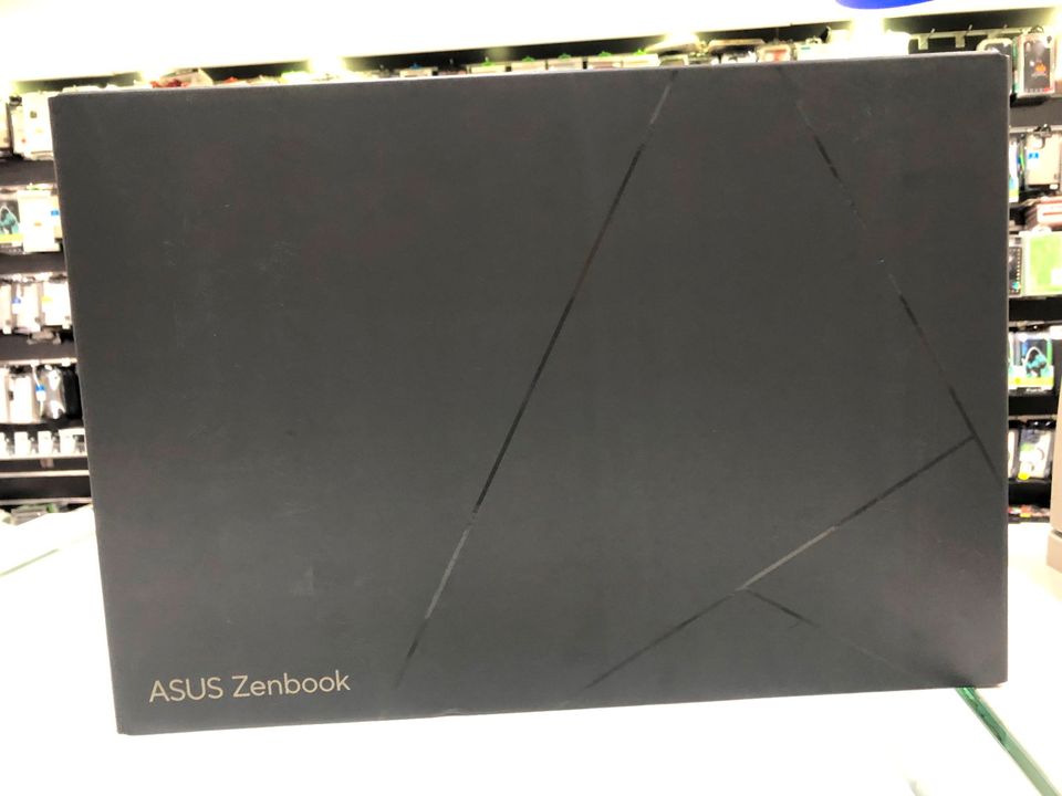 Asus Zenbook 14 OLED Laptop Core i5 512Gb Neu Ungeöffnet in Gelsenkirchen