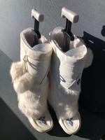 Echtfellboots weiß, sehr warm, hoher Neupreis! Bayern - Wasserburg am Inn Vorschau