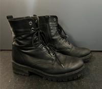 Högl Damenstiefelette Glattleder Größe 7 Frankfurt am Main - Bockenheim Vorschau