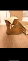 Ugg Boots Bailey Button 40 Chestnut Creme Winterstiefel unisex Wandsbek - Hamburg Bramfeld Vorschau