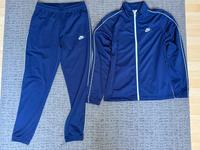 Nike Trainingsanzug Blau Gr. S Wie Neu Essen-West - Frohnhausen Vorschau