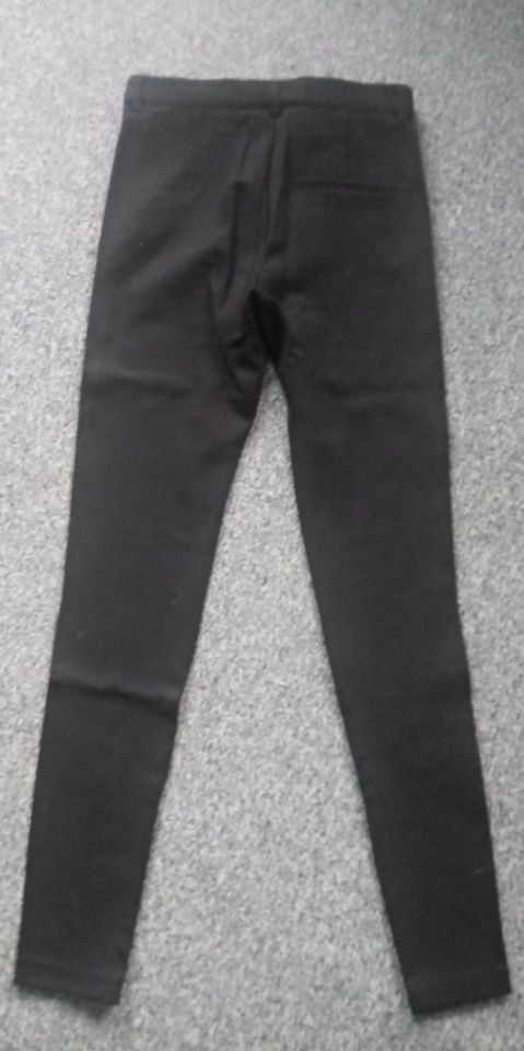 Hose, XS von Zara, neu, schwarz in Hamburg