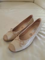 Gabor Pumps Leder creme Gr. 40 Niedersachsen - Dassel Vorschau