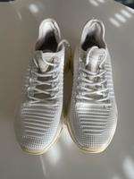 Sneaker / Turnschuhe Baden-Württemberg - Ulm Vorschau