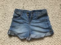 Clockhouse High Waist Jeans Short Gr 36 Nordrhein-Westfalen - Oberhausen Vorschau