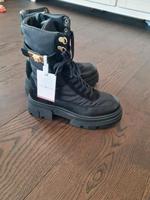 Tommy hilfiger Stiefel neu mit etikett Nordrhein-Westfalen - Borgholzhausen Vorschau