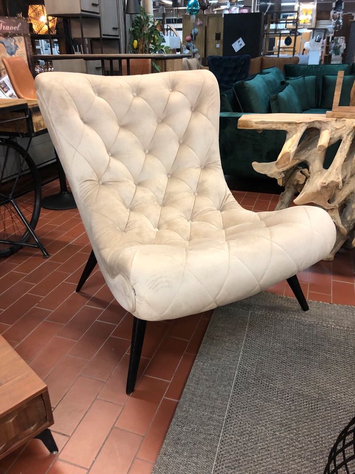 Sessel XXL Polstersessel Retrosessel Relaxsessel Samt beige in Neustadt -  Hohentor | eBay Kleinanzeigen ist jetzt Kleinanzeigen