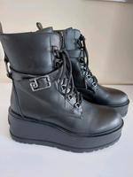 Liu Jo Lederboots  Black Carol 04 Gr. 39 Mecklenburg-Vorpommern - Stralsund Vorschau