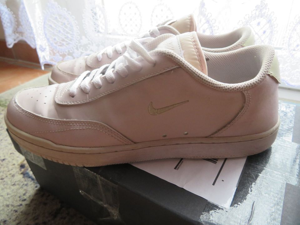 Sneaker Women Nike Court Vintage Rosa Gr. 41 in Sarow