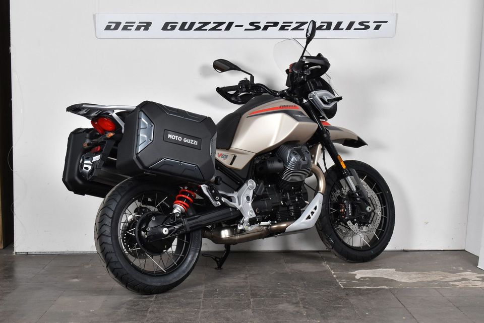 Moto Guzzi V 85 TT Travel E5 + in Laer