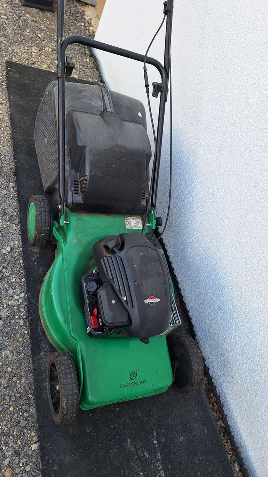 Benzin Rasenmäher GARDENLINE GLR2 mit Antrieb in BadenWürttemberg