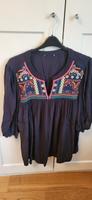 Bluse mit Stickerei, Fa. Paprika, Fa. Blau, Gr. 48 Nordrhein-Westfalen - Hünxe Vorschau