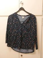 Bluse Blumen und Vögel Blau M H&M Nordrhein-Westfalen - Oberhausen Vorschau