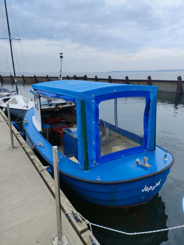 Tuckerboot, inkl. Trailer in Westerholz