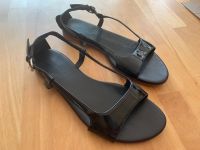 Sandalen von Marc O‘Polo Gr 36 in schwarz / Lackleder Niedersachsen - Garbsen Vorschau