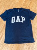 GAP T-Shirt Gr. XS Herren dunkelblau top Zustand Nordrhein-Westfalen - Schalksmühle Vorschau