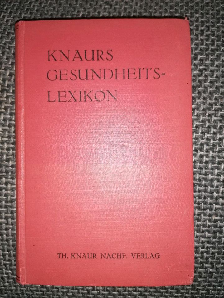 Buch Knaurs Gesundheitslexikon von 1930 in Schnaittach