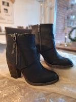 Boots/Stiefeletten von Buffalo neuwertig Gr. 39 Schleswig-Holstein - Osterrönfeld Vorschau
