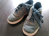 Nike Air Gr. 35,5 petrol Sneaker Saarland - Schwalbach Vorschau