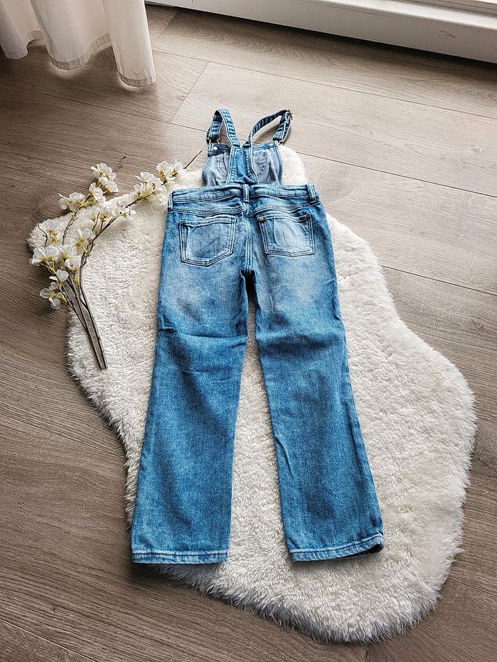 Latzhose, Jeans, H&M, Größe 116 in Saterland