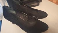 NEU BUGATTI PUMPS SCHUHE LEDER SCHWARZ GR. 40 Bayern - Eging am See Vorschau