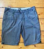 Damen Shorts kurze Hose von Ragwear Gr.31, M Düsseldorf - Stadtmitte Vorschau