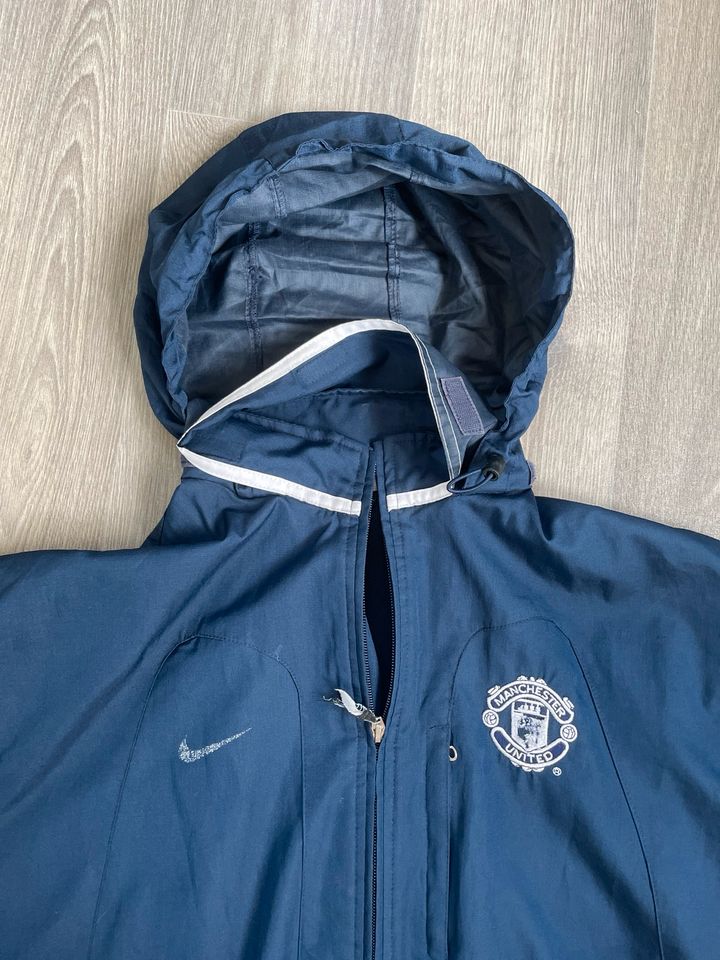 Vintage Nike x Manchester United Regenjacke in Limbach-Oberfrohna