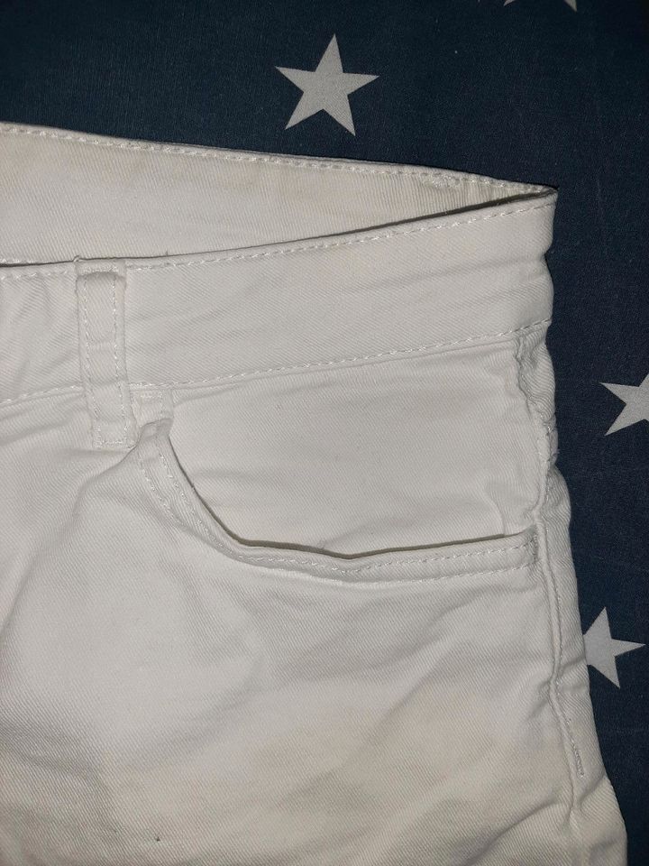 H&M Shorts  Hotpants Weiß Gr.34 in Ratingen