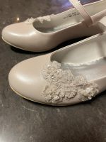 Schuhe / Ballerina Kommunion Mädchen weiß Gr. 35 Bayern - Burgkunstadt Vorschau