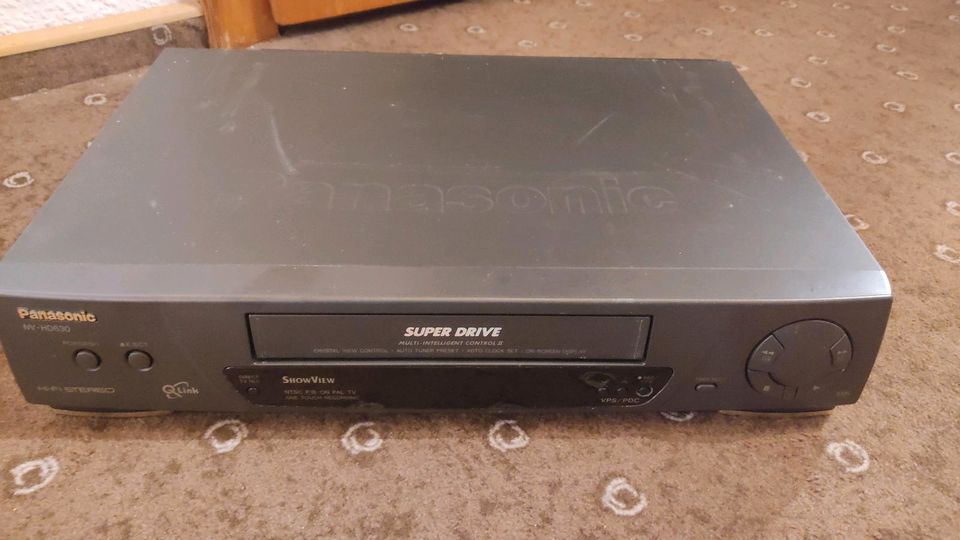 Panasonic Videorekorder VHS Super Drive in Grabenstätt