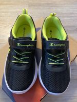 Champion Sportschuhe Turnschuhe Sneaker Klettschuhe schwarz Gr 31 Dresden - Leuben Vorschau