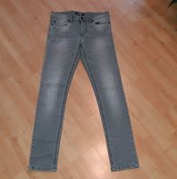 Jeans grau....skinny fit....Gr. 27/ 30 Sachsen - Zwoenitz Vorschau