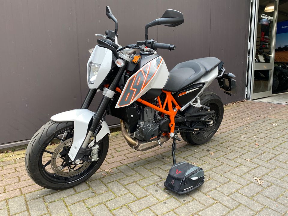 KTM 690 Duke 1.Hand wie neu Monatl. ab 89€ in Verden