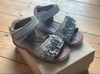 Bisgaard Sandalen Gr. 21 #silber #glitzer #Klettverschluss Bayern - Wasserlosen Vorschau