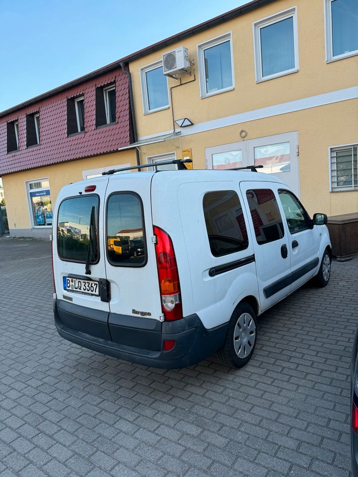 Renault Kangoo Maxi voll fahrbereit in Berlin