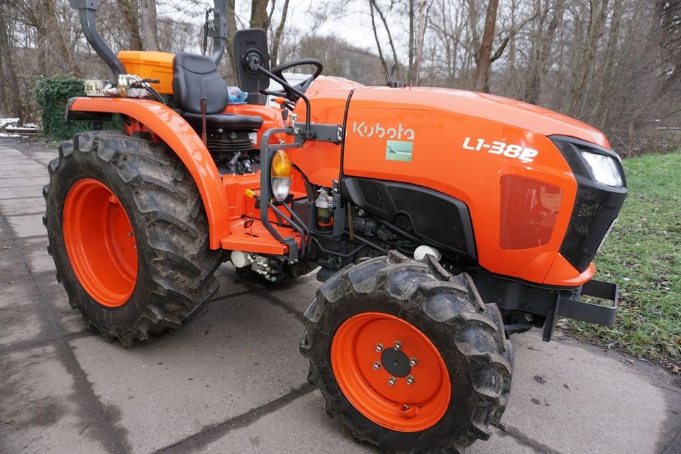 Kubota L1-382 Schaltgetriebe - Gebrauchtgerät in Kreischa