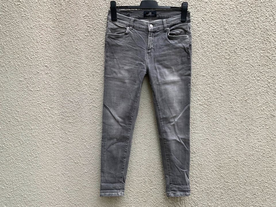 LTB Skinny Jeans grau Größe 28 in Nürnberg (Mittelfr)