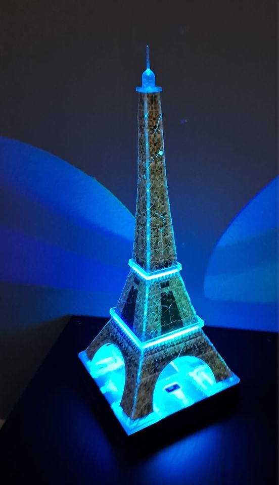 Eiffelturm 3D Puzzle in Bredstedt