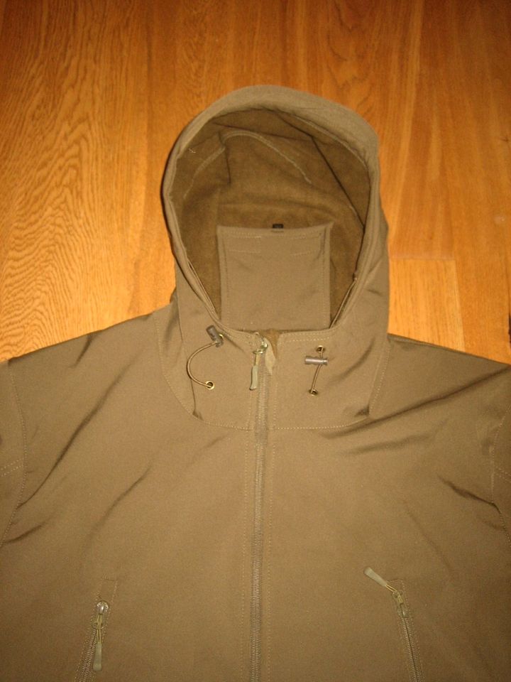 Softshelljacke Windjacke Jacke Outdoor Gr. XXL Herren khaki NEU in Biberach an der Riß