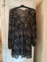 NA-KD kurzes Kleid mit langen Ärmeln , Größe 38 Bayern - Landshut Vorschau