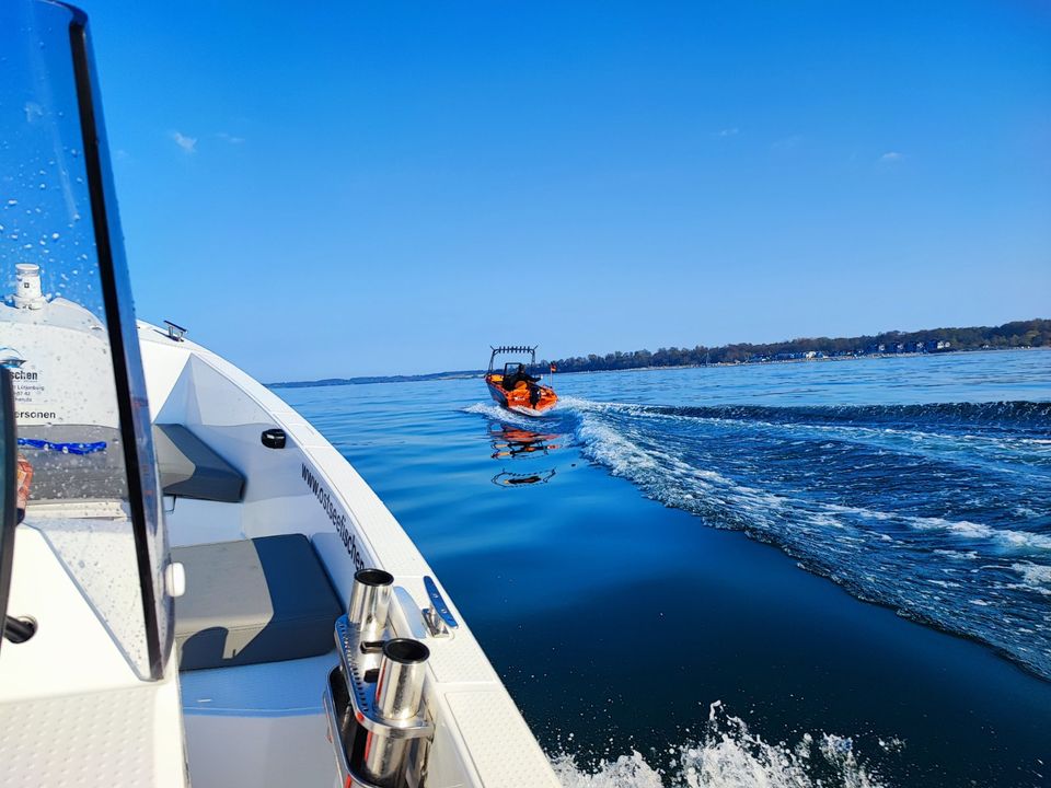 Zackenbarsch 15PS Führerscheinfrei Mietboot 6 Stunden Angelboot in Lütjenburg