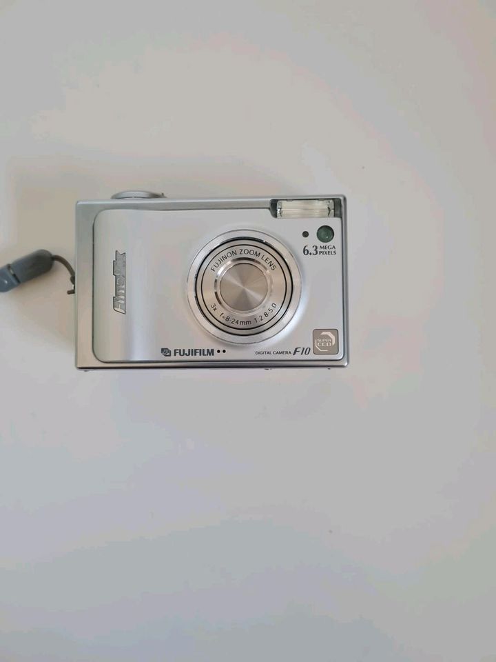 Fujifilm Finepix F10 mit Unterwasserhülle in Hildesheim