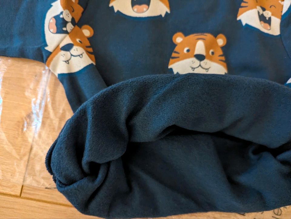 Pullover / Langarmshirt Gr 80 mit Tiger in Leipzig - Leipzig, Zentrum-Nord  | Babykleidung Größe 80 kaufen | eBay Kleinanzeigen ist jetzt Kleinanzeigen