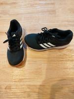 Adidas Schuhe Größe 41  1/3 zu verkaufen Top- Zustand! Nordrhein-Westfalen - Beverungen Vorschau