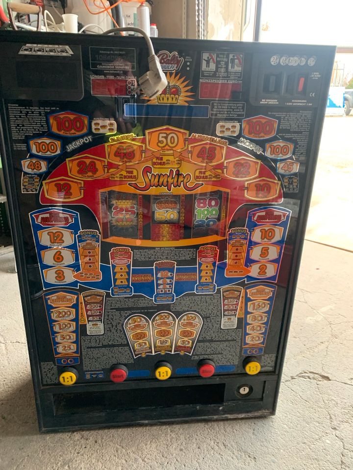 Sunfire Spielautomat Geldspielautomat Bally Wulff Dekoautomat in Werder (Havel)