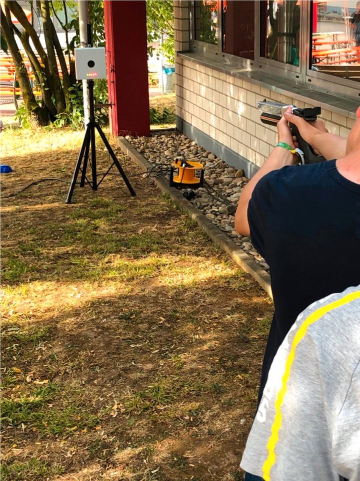 Fünfkampf Laserpistole als Mini-Event mit Ziel & Parcours buchen in Mühlheim am Main