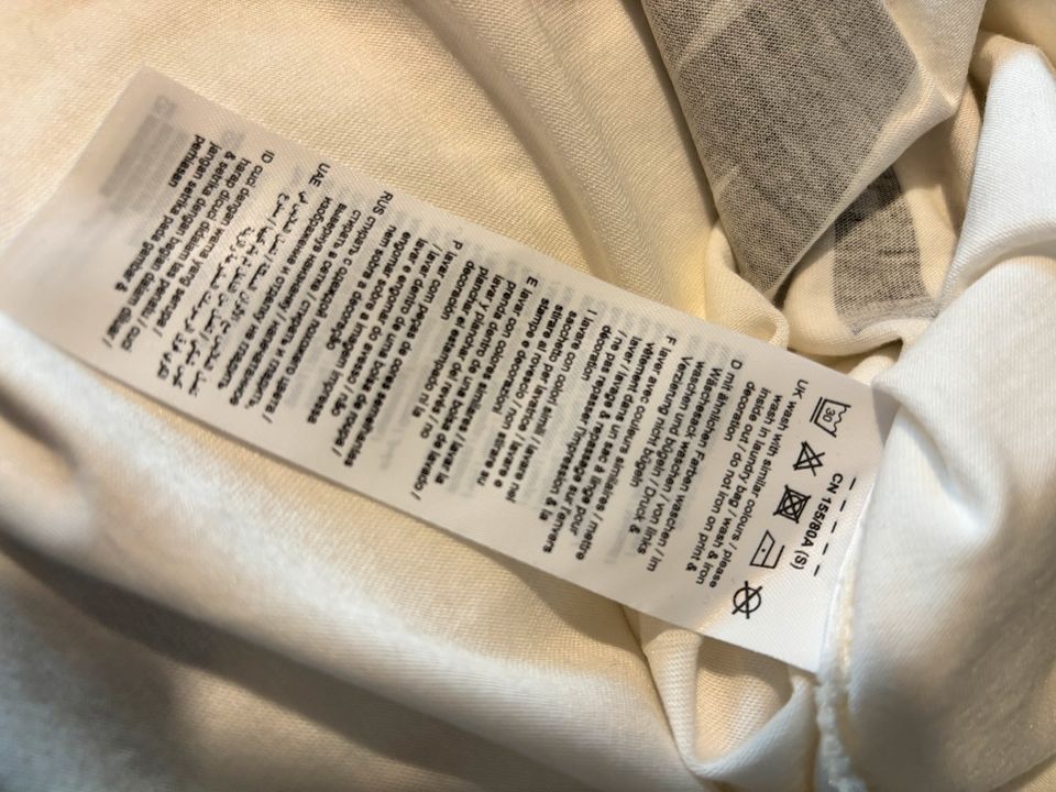 Esprit 2-Layer T-Shirt Gr. S in München